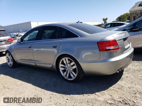 2008 Audi S6 z VIN WAUDN74F38N177048, wystawiony jako Copart lot #57486874 z przebiegiem 116 206 mil mil oraz Szkoda całkowita • Salvage title. Historia ofert i sprzedaży dostępna na DreamBid. Obrazek 2.