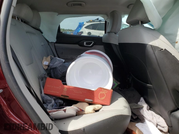 2022 Jeep Compass Latitude with VIN 3C4NJDBB3NT122001, listed as a Copart auction lot 49151555 with 92,165 mi miles and Salvage title. Bid and sale history available at DreamBid. Image 11.