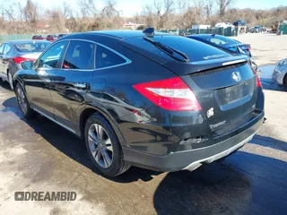 2014 Honda Crosstour EX-L with VIN 5J6TF1H54EL002092, listed as a IAAI auction lot 41844233 with 153,721 mi miles. Bid and sale history available at carsss.com. Image 3.