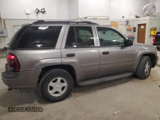 2006 Chevrolet TrailBlazer LS with VIN 1GNDT13S262247682, listed as a Copart auction lot 53129655 with 165,576 mi miles and Clean Title. Bid and sale history available at carsss.com. Image 3.