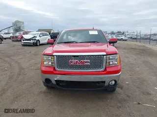 2008 GMC Sierra 1500 Work Truck with VIN 2GTEK133681292376, listed as a IAAI auction lot 41742916 with 319,024 mi miles. Bid and sale history available at carsss.com. Image 12.