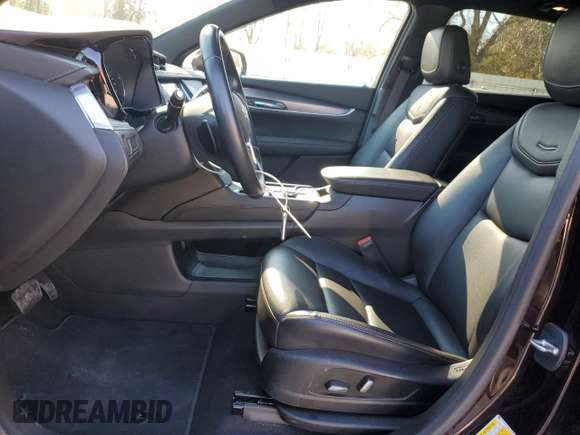 2021 Cadillac XT5 FWD Luxury with VIN 1GYKNAR47MZ149457, listed as a Copart auction lot 87817655 with 42,328 mi miles and Salvage Title. Bid and sale history available at carsss.com. Image 7.