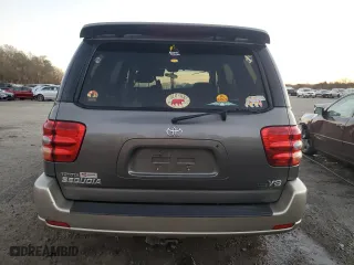 2004 Toyota Sequoia SR5 with VIN 5TDZT34AX4S218937, listed as a Copart auction lot 88211735 with 0 mi miles and Salvage Title. Bid and sale history available at carsss.com. Image 6.
