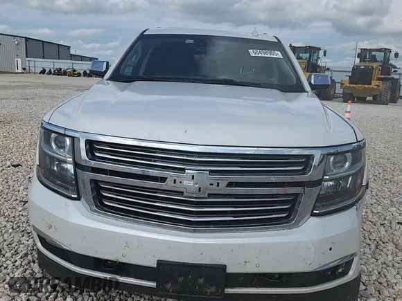 2017 Chevrolet Suburban Premier with VIN 1GNSCJKC1HR374998, listed as a Copart auction lot 60498905 with 240,652 mi miles and Salvage title. Bid and sale history available at DreamBid. Image 14.