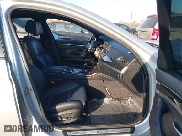 2013 BMW 5 Series 550i with VIN WBAFR9C51DDX79769, listed as a IAAI auction lot 40679820 with 101,347 mi miles and . Bid and sale history available at carsss.com. Image 5.