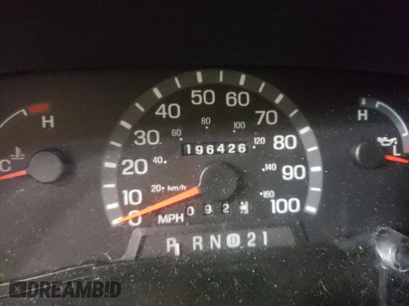 2002 Ford Econoline Passenger XL with VIN 1FMRE11W82HB74447, listed as a Copart auction lot 60527942 with 196,426 mi miles and Non Repairable. Bid and sale history available at DreamBid. Image 8.
