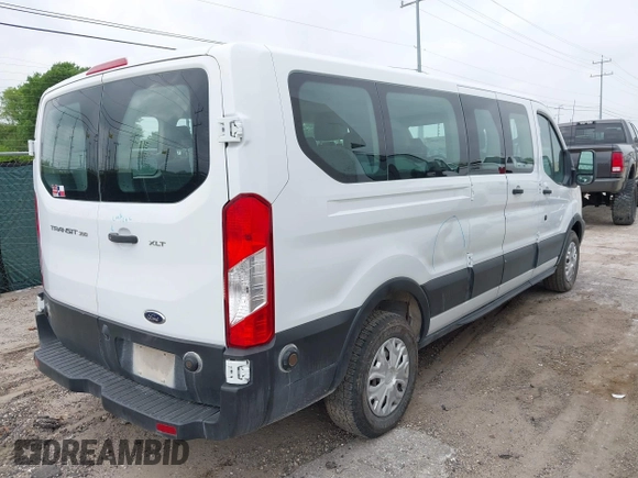 2019 Ford Transit Passenger XL with VIN 1FBZX2ZM6KKA61191, listed as a IAAI auction lot 42162863 with 92,015 mi miles and . Bid and sale history available at DreamBid. Image 4.