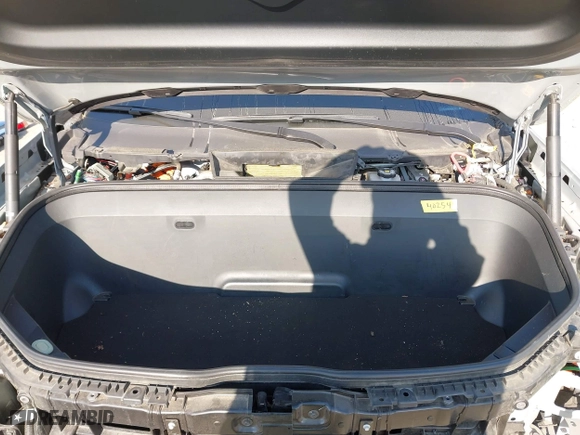 2022 Rivian R1T Adventure Package with VIN 7FCTGAAA5NN007018, listed as a IAAI auction lot 42018939 with 41,991 mi miles. Bid and sale history available at carsss.com. Image 10.