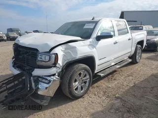 2017 GMC Sierra 1500 SLT z VIN 3GTU2NEC7HG450490, wystawiony jako IAAI lot #41400241 z przebiegiem 89 336 mil mil oraz . Historia ofert i sprzedaży dostępna na DreamBid. Obrazek 2.