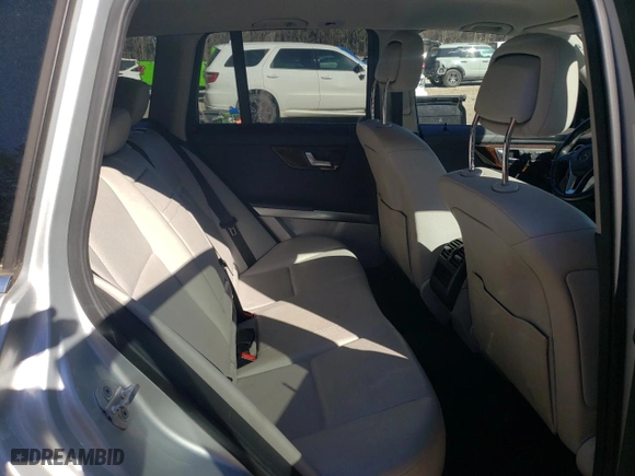 2014 Mercedes-Benz GLK-Class GLK 350 with VIN WDCGG5HB8EG328398, listed as a Copart auction lot 47268035 with 107,534 mi miles and Salvage Title. Bid and sale history available at carsss.com. Image 10.