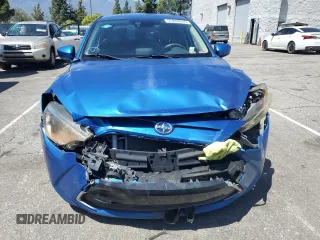 2016 Scion iA z VIN 3MYDLBZV6GY141028, wystawiony jako Copart lot #55264655 z przebiegiem 110 327 mil mil oraz Czysty tytuł • Clean title. Historia ofert i sprzedaży dostępna na DreamBid. Obrazek 5.