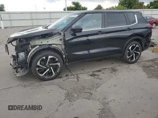 2022 Mitsubishi Outlander SE with VIN JA4J4UA8XNZ068355, listed as a Copart auction lot 60326045 with 43,539 mi miles and Salvage title. Bid and sale history available at DreamBid. Image 1.