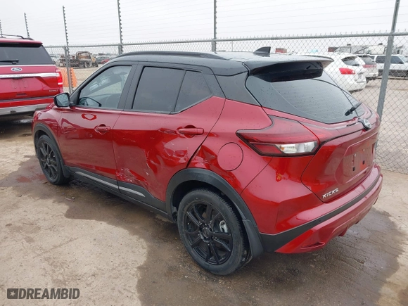 2022 Nissan Kicks SR with VIN 3N1CP5DV9NL495582, listed as a IAAI auction lot 41535688 with 19,570 mi miles. Bid and sale history available at carsss.com. Image 3.