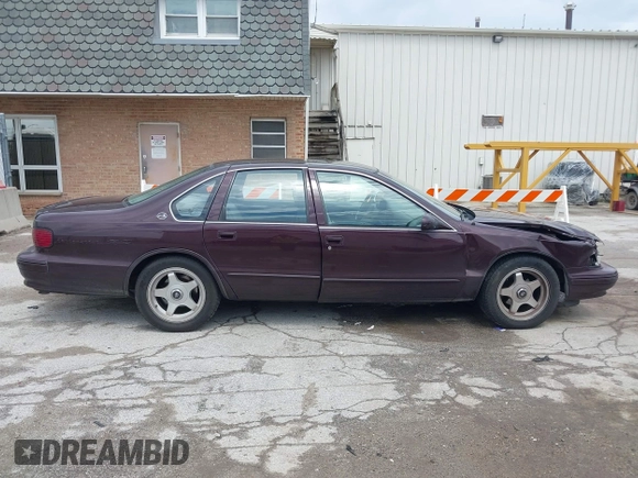 1995 Chevrolet Caprice z VIN 1G1BL52PXSR184877, wystawiony jako IAAI lot #42105547 z przebiegiem 109 845 mil mil oraz . Historia ofert i sprzedaży dostępna na DreamBid. Obrazek 14.