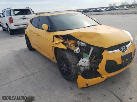 2017 Hyundai Veloster with VIN KMHTC6AD2HU316265, listed as a Copart auction lot 85071684 with 88,225 mi miles and Salvage Title. Bid and sale history available at carsss.com. Image 4.