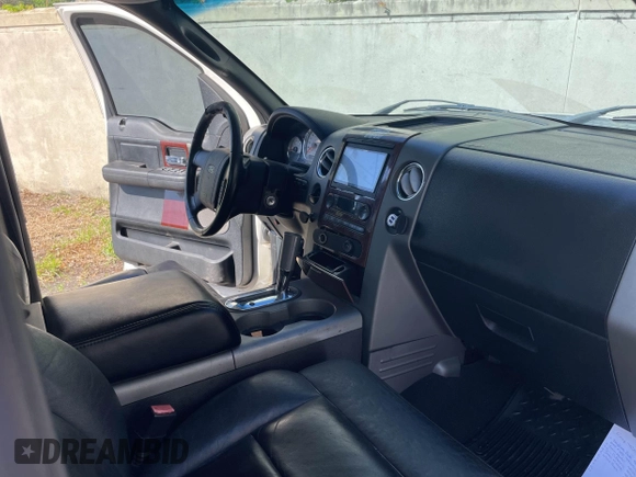 2007 Ford F-150 XLT with VIN 1FTPW12V87FB35617, listed as a IAAI auction lot 41970910 with 244,784 mi miles. Bid and sale history available at carsss.com. Image 5.