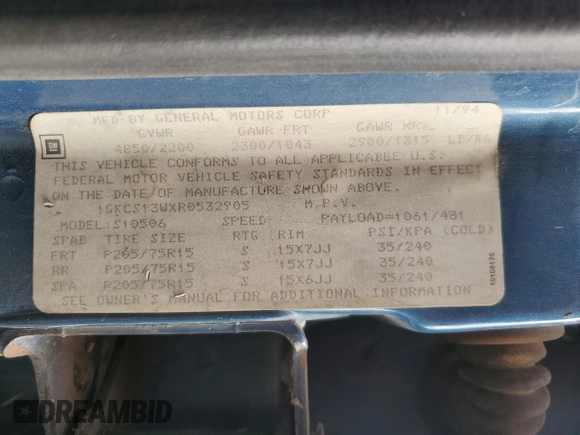 1994 GMC Jimmy SL z VIN 1GKCS13WXR0532905, wystawiony jako Copart lot #60670404 z przebiegiem 116 002 mil mil oraz Nie do naprawy. Historia ofert i sprzedaży dostępna na DreamBid. Obrazek 13.