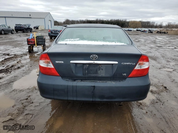 2004 Toyota Camry LE with VIN 4T1BF30KX4U079021, listed as a Copart auction lot 47830325 with 185,446 mi miles and Clean Title. Bid and sale history available at carsss.com. Image 6.