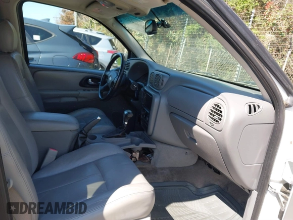 2007 Chevrolet TrailBlazer LS with VIN 1GNDS13S472196271, listed as a IAAI auction lot 41792256 with 201,810 mi miles and . Bid and sale history available at DreamBid. Image 5.