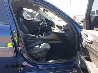 2017 Alfa Romeo Giulia Ti z VIN ZARFAECN3H7556727, wystawiony jako IAAI lot #41901444 z przebiegiem 96 678 mil mil oraz . Historia ofert i sprzedaży dostępna na DreamBid. Obrazek 5.
