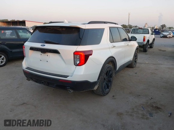 2023 Ford Explorer ST-Line with VIN 1FMSK7KH0PGA48562, listed as a IAAI auction lot 40530822 with 30,962 mi miles. Bid and sale history available at carsss.com. Image 4.