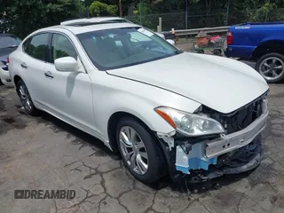 2012 Infiniti M with VIN JN1BY1APXCM335334, listed as a IAAI auction lot 42404898 with 75,607 mi miles and . Bid and sale history available at DreamBid. Image 1.