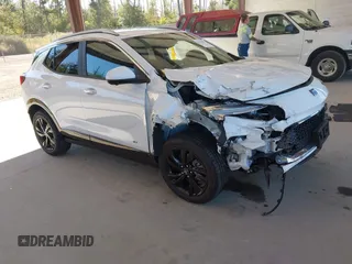 2025 Buick Encore GX Sport Touring with VIN KL4AMESL2SB045472, listed as a IAAI auction lot 42720084 with 7,927 mi miles and . Bid and sale history available at DreamBid. Image 1.