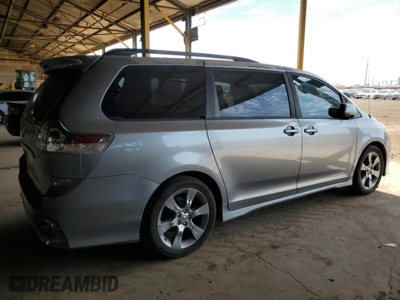 2011 Toyota Sienna SE with VIN 5TDXK3DC6BS081102, listed as a Copart auction lot 55336735 with 238,234 mi miles and Clean title. Bid and sale history available at DreamBid. Image 3.