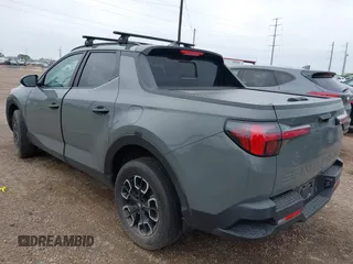 2023 Hyundai Santa Cruz SEL z VIN 5NTJCDAE6PH041342, wystawiony jako IAAI lot #42192227 z przebiegiem Nie podano mil oraz . Historia ofert i sprzedaży dostępna na DreamBid. Obrazek 3.