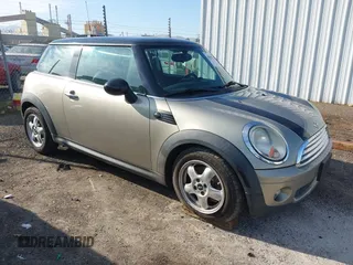 2010 MINI Hardtop with VIN WMWMF3C56ATZ65113, listed as a IAAI auction lot 40968121 with 124,066 mi miles and . Bid and sale history available at DreamBid. Image 1.