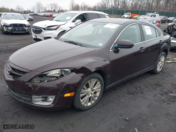 2010 Mazda Mazda6 i Touring Plus with VIN 1YVHZ8CH1A5M45421, listed as a IAAI auction lot 41983679 with 209,975 mi miles. Bid and sale history available at carsss.com. Image 2.