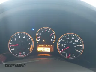 2015 Nissan Armada SV z VIN 5N1BA0ND4FN622772, wystawiony jako IAAI lot #42233400 z przebiegiem 145 087 mil mil oraz . Historia ofert i sprzedaży dostępna na DreamBid. Obrazek 7.