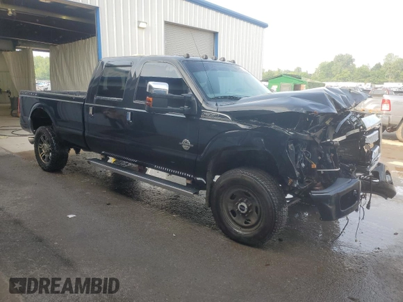 2015 Ford F-350 Platinum with VIN 1FT8W3BT4FEB02746, listed as a Copart auction lot 62099025 with 193,636 mi miles and Salvage title. Bid and sale history available at DreamBid. Image 4.