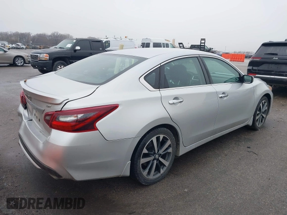 2017 Nissan Altima SV with VIN 1N4AL3AP4HC110638, listed as a IAAI auction lot 38587511 with 104,070 mi miles and . Bid and sale history available at carsss.com. Image 4.