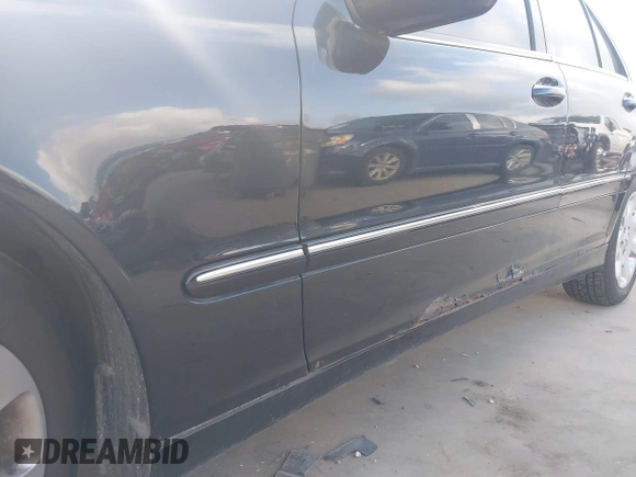2006 Mercedes-Benz C 280 Luxury с VIN WDBRF92H96F813189, выставлен на аукционе IAAI как лот 42541910 с пробегом Не указан миль и . История ставок и продаж доступна на DreamBid. Изображение 6.