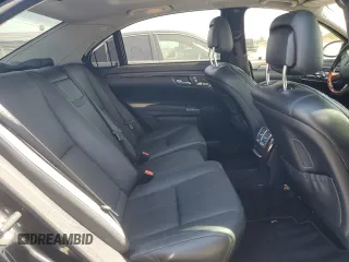 2008 Mercedes-Benz S 550 z VIN WDDNG86X18A191492, wystawiony jako Copart lot #57188805 z przebiegiem 114 781 mil mil oraz Czysty tytuł • Clean title. Historia ofert i sprzedaży dostępna na DreamBid. Obrazek 10.