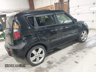 2011 Kia Soul + with VIN KNDJT2A2XB7196479, listed as a IAAI auction lot 41747551 with 205,849 mi miles. Bid and sale history available at carsss.com. Image 4.