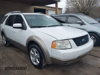 2005 Ford Freestyle SEL with VIN 1FMZK02115GA77767, listed as a IAAI auction lot 41717441 with 149,309 mi miles. Bid and sale history available at carsss.com. Image 1.