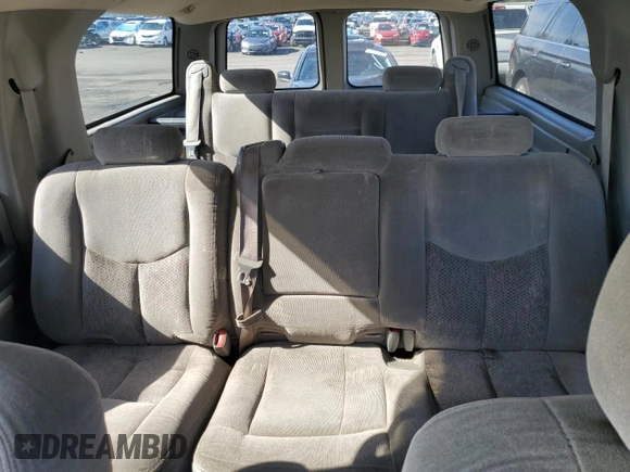 2003 Chevrolet Suburban LS with VIN 3GNEC16T43G117270, listed as a Copart auction lot 48053095 with 91,735 mi miles and Clean Title. Bid and sale history available at carsss.com. Image 10.