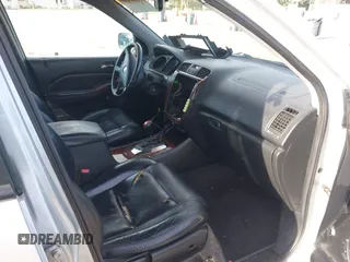 2004 Acura MDX with VIN 2HNYD18294H545516, listed as a IAAI auction lot 41620110 with 220,246 mi miles. Bid and sale history available at carsss.com. Image 5.