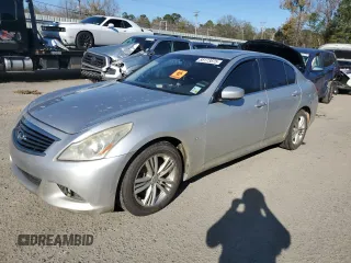 2015 Infiniti Q40 with VIN JN1CV6AR2FM523247, listed as a Copart auction lot 88173875 with 0 mi miles and Salvage Title. Bid and sale history available at carsss.com. Image 1.
