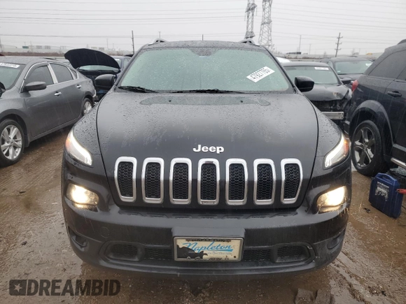 2014 Jeep Cherokee Latitude with VIN 1C4PJMCS0EW286811, listed as a Copart auction lot 47927765 with 138,418 mi miles and Salvage Title. Bid and sale history available at carsss.com. Image 5.