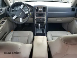 2007 Chrysler 300 Signature with VIN 2C3KA53G57H877394, listed as a Copart auction lot 71302834 with 134,697 mi miles and Salvage Title. Bid and sale history available at carsss.com. Image 8.