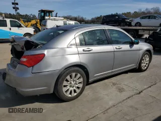 2013 Chrysler 200 LX with VIN 1C3CCBAB8DN641216, listed as a Copart auction lot 88522715 with 158,124 mi miles and Salvage Title. Bid and sale history available at carsss.com. Image 3.