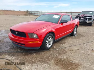 2007 Ford Mustang Deluxe with VIN 1ZVFT80N775357102, listed as a IAAI auction lot 41808731 with 143,661 mi miles. Bid and sale history available at carsss.com. Image 17.