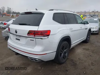 2022 Volkswagen Atlas 3.6L V6 SEL R-Line with VIN 1V2AR2CA5NC548221, listed as a IAAI auction lot 41781601 with 36,922 mi miles. Bid and sale history available at carsss.com. Image 4.