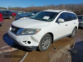 2014 Nissan Pathfinder SV z VIN 5N1AR2MN4EC666811, wystawiony jako IAAI lot #41664424 z przebiegiem 178 312 mil mil oraz . Historia ofert i sprzedaży dostępna na DreamBid. Obrazek 2.