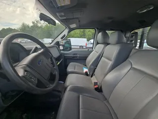 2014 Ford F-250 XL z VIN 1FT7X2A68EEB73610, wystawiony jako IAAI lot #42853124 z przebiegiem 150 899 mil mil oraz . Historia ofert i sprzedaży dostępna na DreamBid. Obrazek 21.