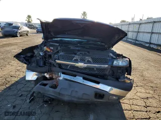 2005 Chevrolet Silverado 1500 LT with VIN 2GCEC19T351160935, listed as a Copart auction lot 70508934 with 0 mi miles and Non Repairable. Bid and sale history available at carsss.com. Image 5.