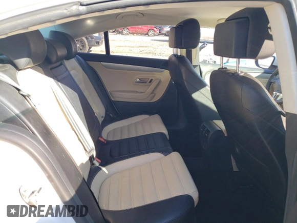 2014 Volkswagen CC Sport with VIN WVWBN7AN4EE525005, listed as a Copart auction lot 41372125 with 104,646 mi miles and Salvage Title. Bid and sale history available at carsss.com. Image 10.